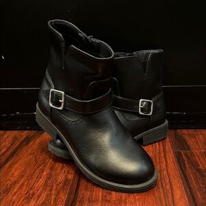 Cat & Jack Black Faux Leather Biker Moto Ankle Boots Zipper Buckle Girl's Size 3